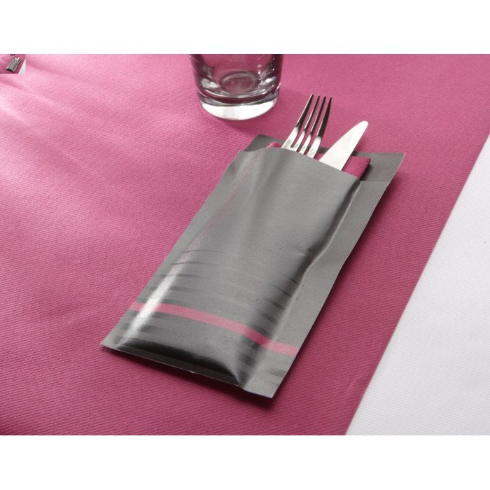 cutlery-pouch-isi-raspberry-with-matching-napkin-pack-of-50