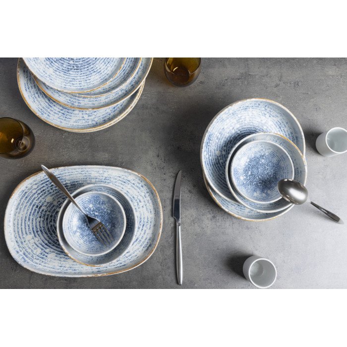 ice-oval-plate-l33-x-w-225-cm-stoneware-accolade