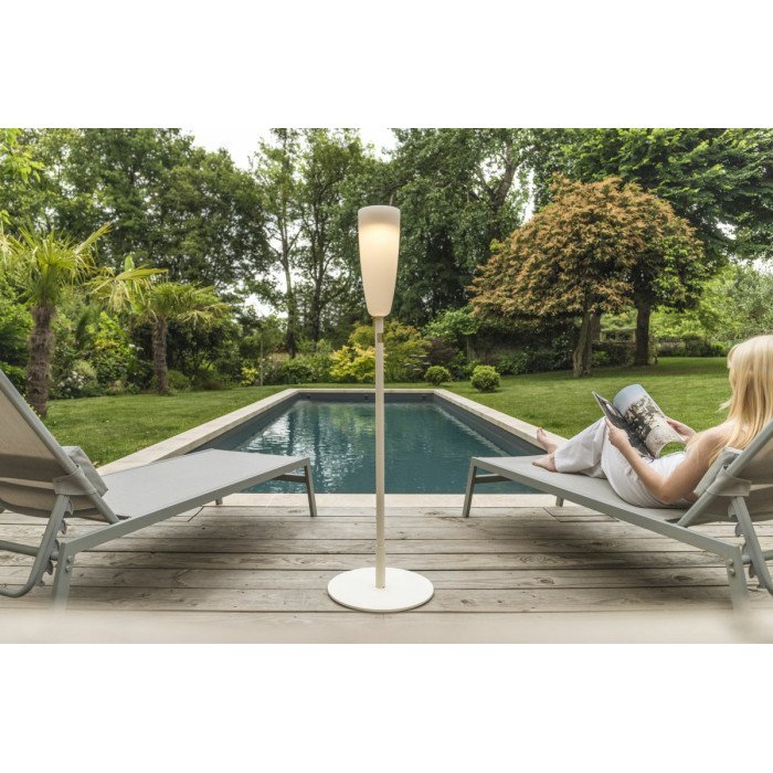 stand-base-for-paranocta-lamp-post-ivory